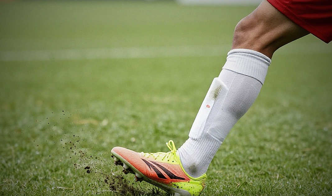Việt Nam chuyển sang 5-3-2 trước Thái Lan: hàng thủ ba lớp dựng trên những mối nối chưa từng thử
