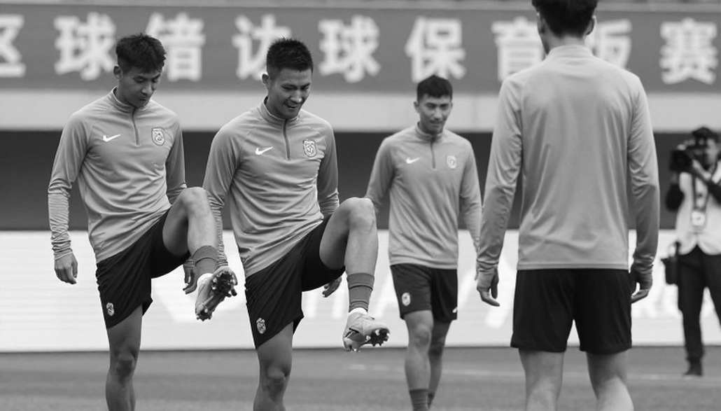 Vietnam 1-0 Philippines: The Goal at Minute 25 and the Gap at Minute 23 Vietnam 1-0 Philippines: The Goal at Minute 25 and the Gap at Minute 23