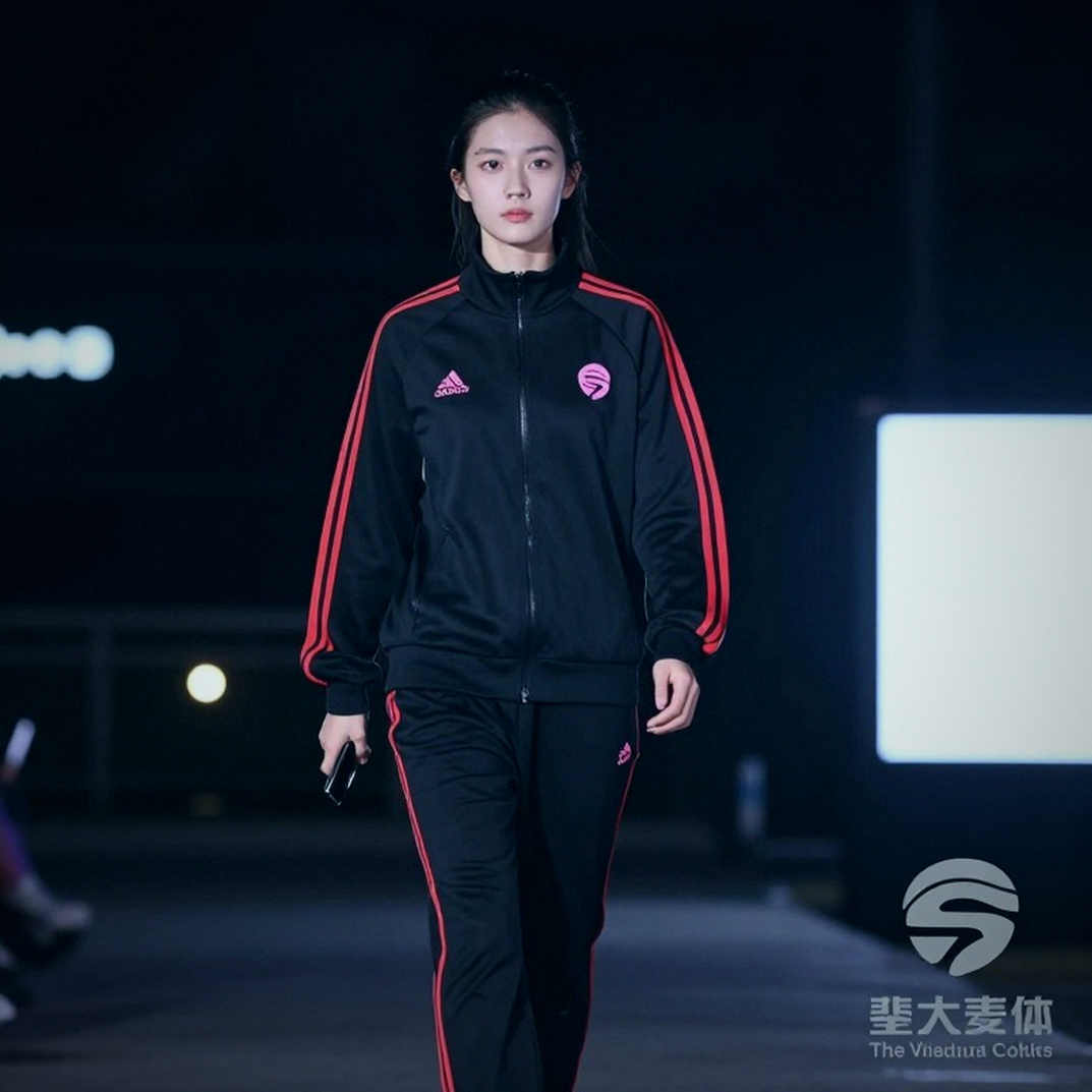 Ngetich phá kỷ lục bán marathon nữ một giây: Khi bảng kỷ lục tách làm hai Ngetich phá kỷ lục bán marathon nữ một giây: Khi bảng kỷ lục tách làm hai