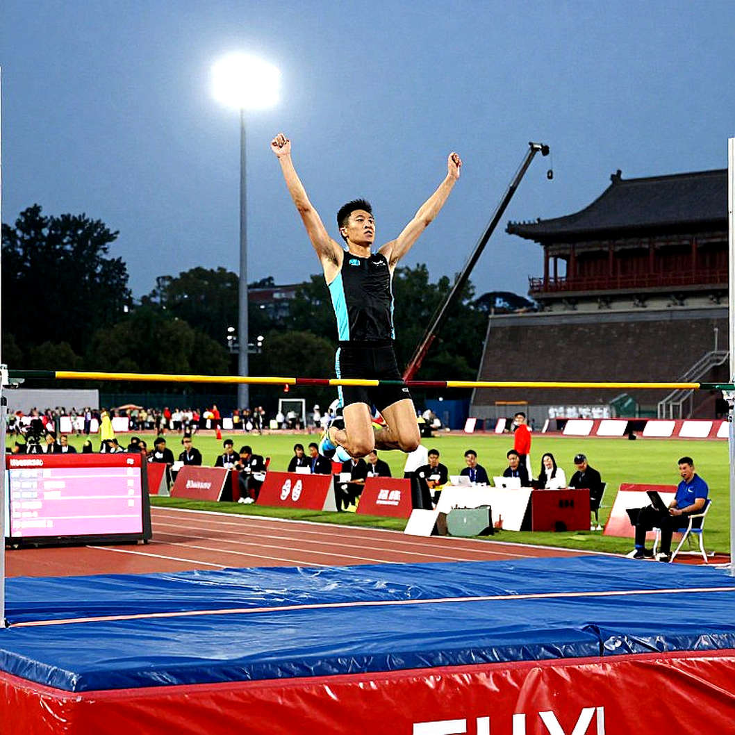 Bộ đồ bó sát của Keely Hodgkinson: bài toán khí động học yếu nhất nằm ở cự ly 800m Bộ đồ bó sát của Keely Hodgkinson: bài toán khí động học yếu nhất nằm ở cự ly 800m