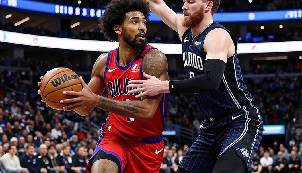 Kawhi Leonard, hợp đồng thiếu ngày xuất bản và bộ lọc đầu tiên của kỳ chuyển nhượng