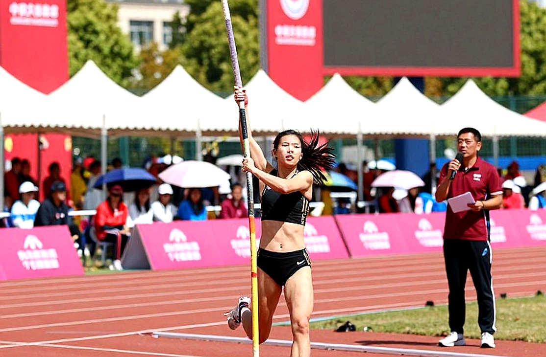 Kỷ lục marathon nữ bị đánh rơi ở cây số 40: Khi bàn chân của Assefa phản bội nhịp tim