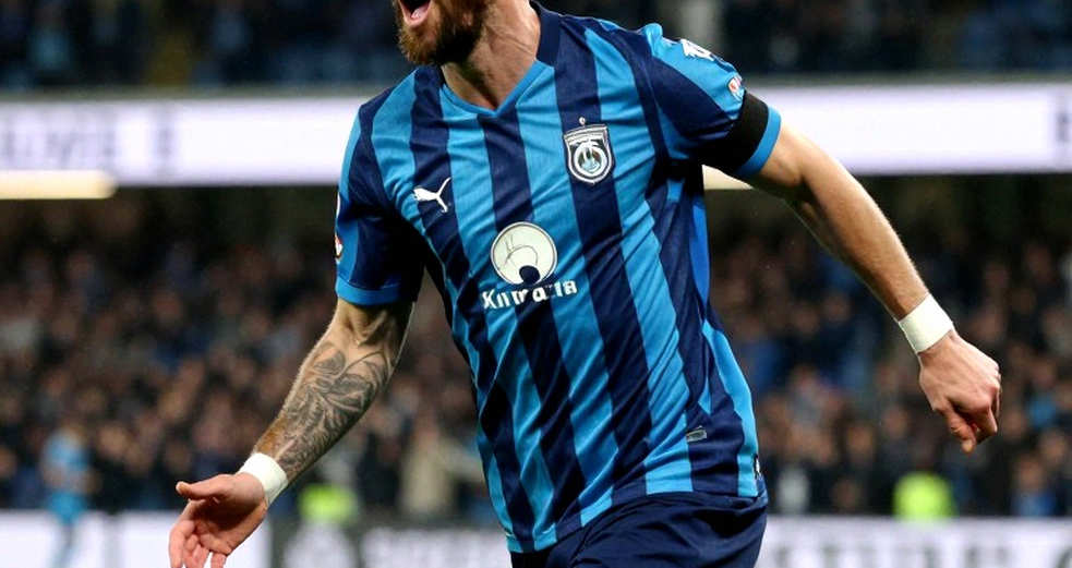 18 năm mang tấm bằng dang dở: Vũ Tiến Thành, AFC và cuộc tái cấu trúc giáo dục huấn luyện viên 18 năm mang tấm bằng dang dở: Vũ Tiến Thành, AFC và cuộc tái cấu trúc giáo dục huấn luyện viên
