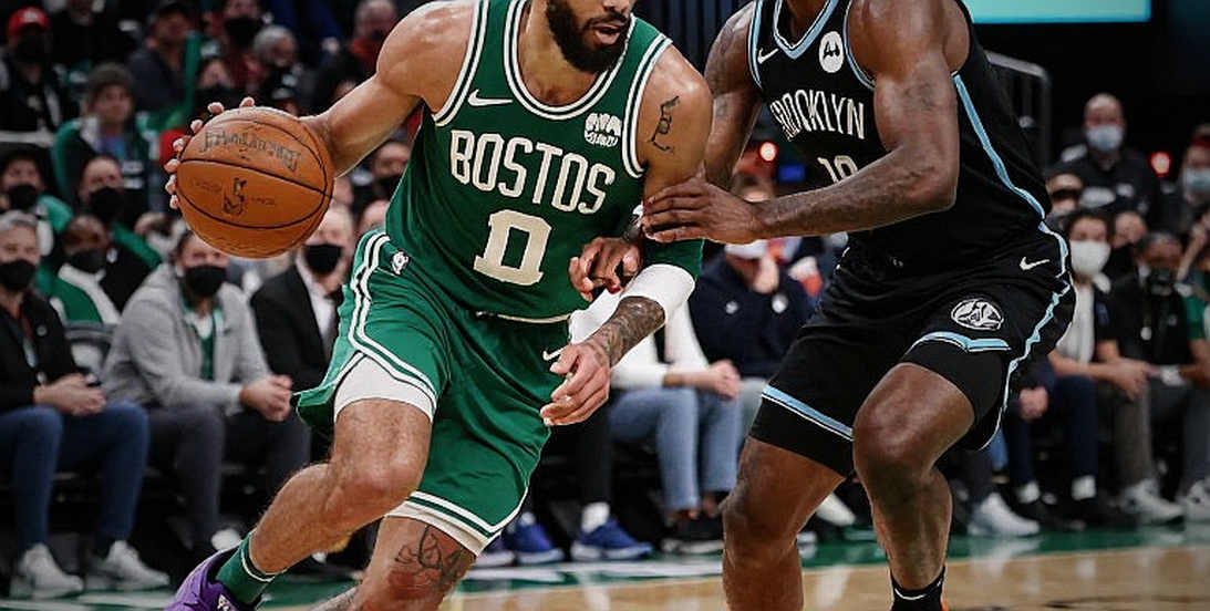 Derrick Williams tuyên bố đang ở giai đoạn đỉnh cao sự nghiệp ở tuổi 35: Sự thật hay chỉ là lời động viên? Derrick Williams tuyên bố đang ở giai đoạn đỉnh cao sự nghiệp ở tuổi 35: Sự thật hay chỉ là lời động viên?