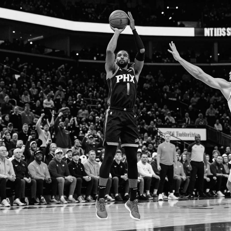 Vụ kiện NCAA của Trey Kaufman-Renn: Canh bạc năm thứ sáu và bài toán chưa có lời giải