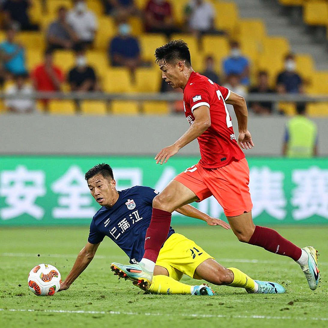 Fujiwara Soya gia nhập Gamba Osaka: Niềm tự hào áo cam và thương vụ không công bố phí Fujiwara Soya gia nhập Gamba Osaka: Niềm tự hào áo cam và thương vụ không công bố phí