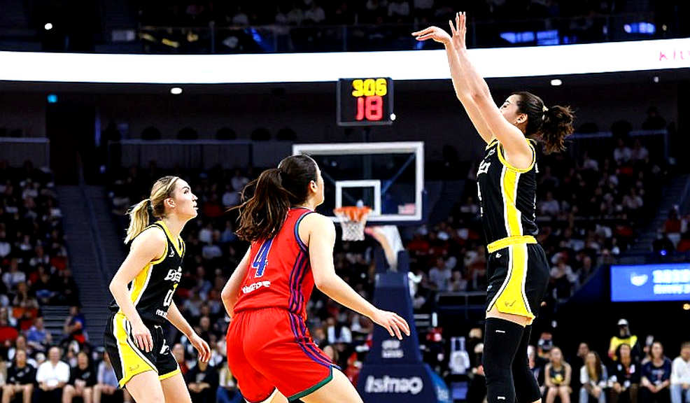 Twin-big Miami, canh bạc LaMelo và bốn cái tôi Philadelphia: Ba thương vụ sao nhìn từ bãi rác dữ liệu Twin-big Miami, canh bạc LaMelo và bốn cái tôi Philadelphia: Ba thương vụ sao nhìn từ bãi rác dữ liệu