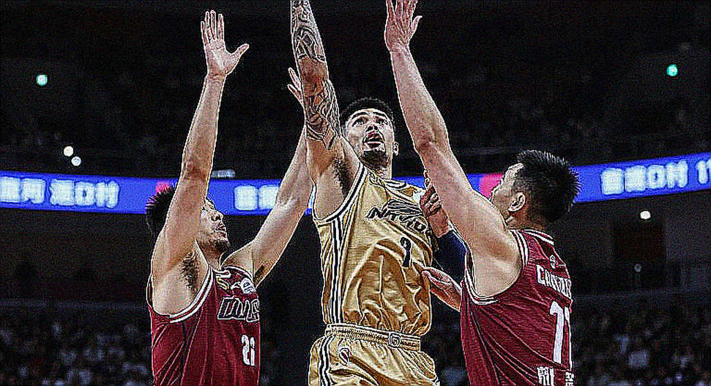Larentzakis Leaves Olympiacos: A Farewell Symphony and the George Papas Equation Larentzakis Leaves Olympiacos: A Farewell Symphony and the George Papas Equation