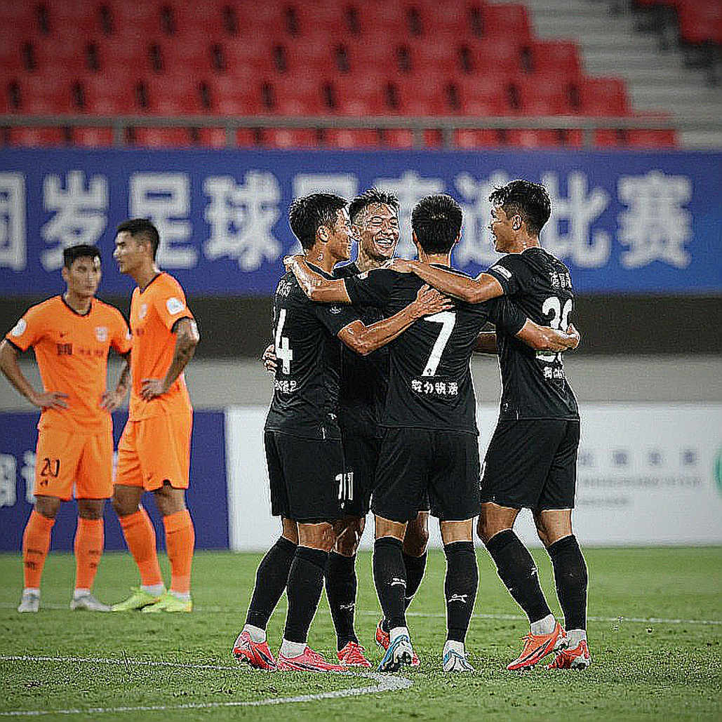 Nam Định 4-0 Đồng Nai City: 13 phút sau giờ nghỉ, bốn nguồn tấn công và bài học chiều sâu Nam Định 4-0 Đồng Nai City: 13 phút sau giờ nghỉ, bốn nguồn tấn công và bài học chiều sâu