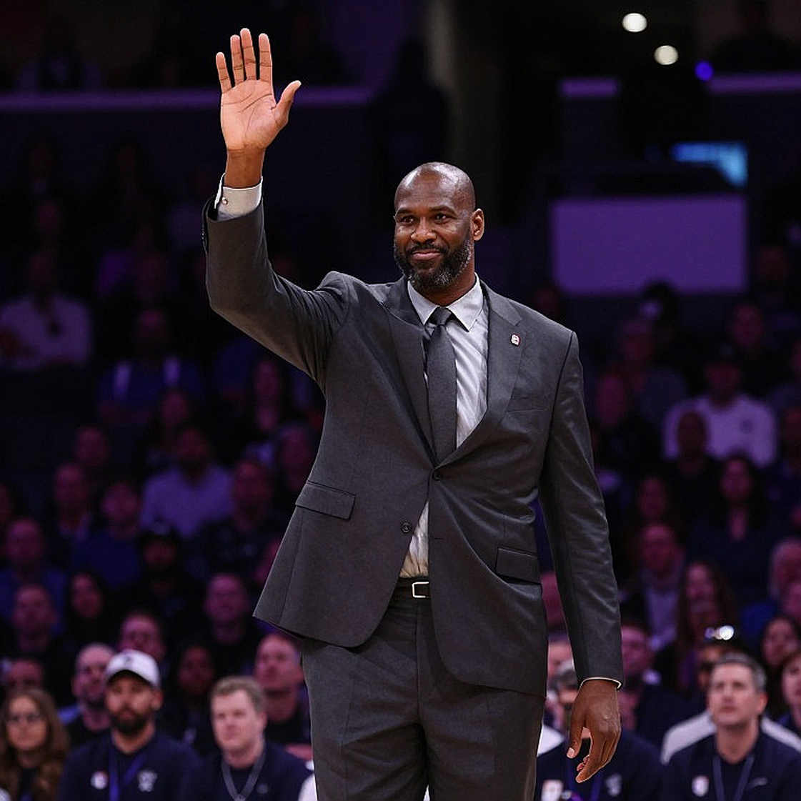 Năm giờ giữa hai anh em sinh đôi: Mavericks đổi Jorge lấy Guillermo Díaz-Graham và phép toán quyền kiểm soát G League