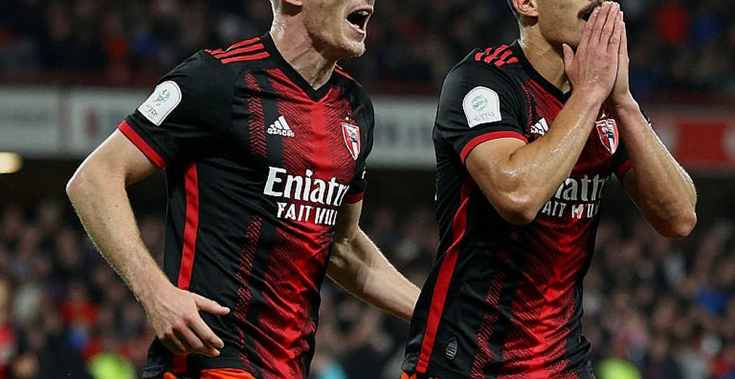 V.League Transfer Window: Money Flows Through Three Layers of Annexes and One Layer of Silence V.League Transfer Window: Money Flows Through Three Layers of Annexes and One Layer of Silence