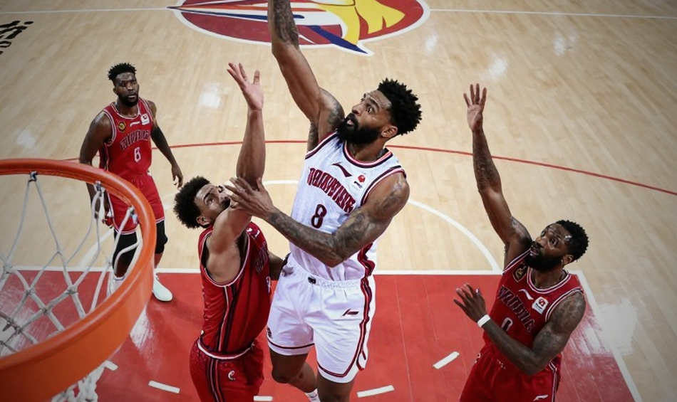 Unicaja Malaga ký Matt Thomas hai tháng: canh bạc vào tỷ lệ ném ba 46,1% và bài toán quỹ lương ACB